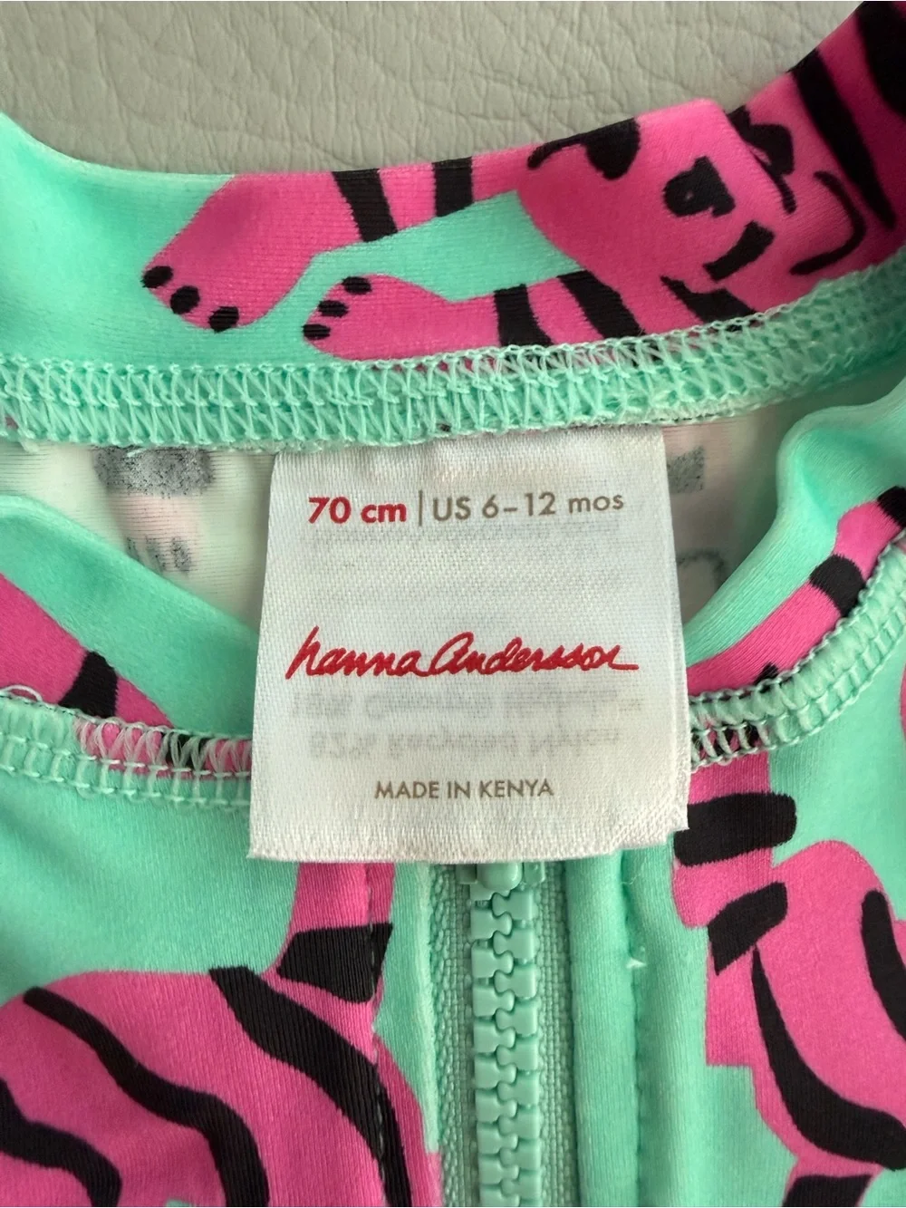 Hanna Andersson Tiger on Green Baby Rashguard Swimsuit size 6-12M - New